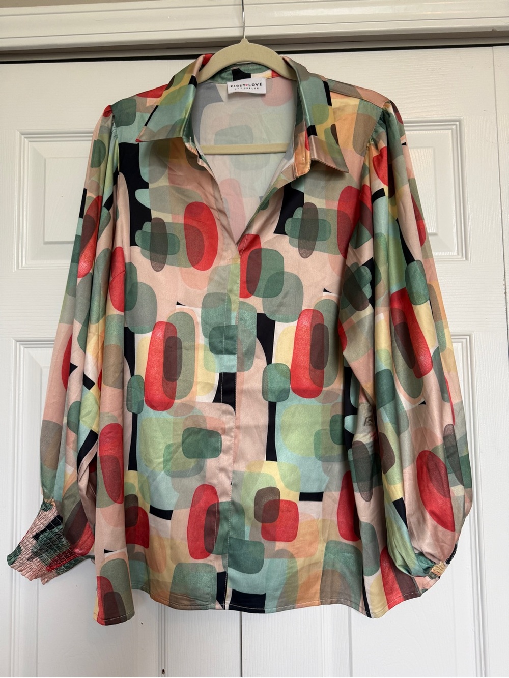 First Love Geometric Print Button-Up Blouse - Multi